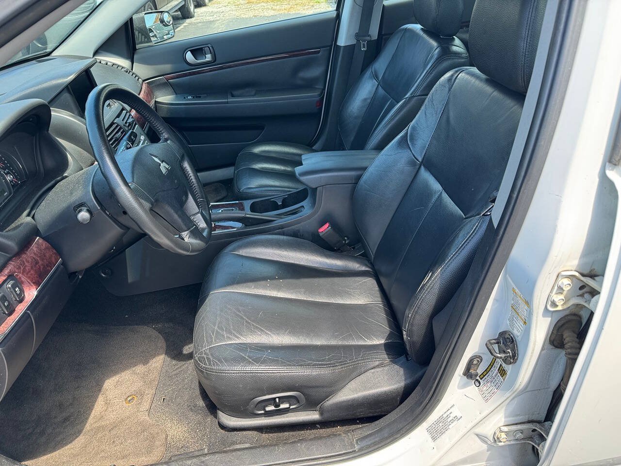 Used 2012 Mitsubishi Galant SE FWD image 12