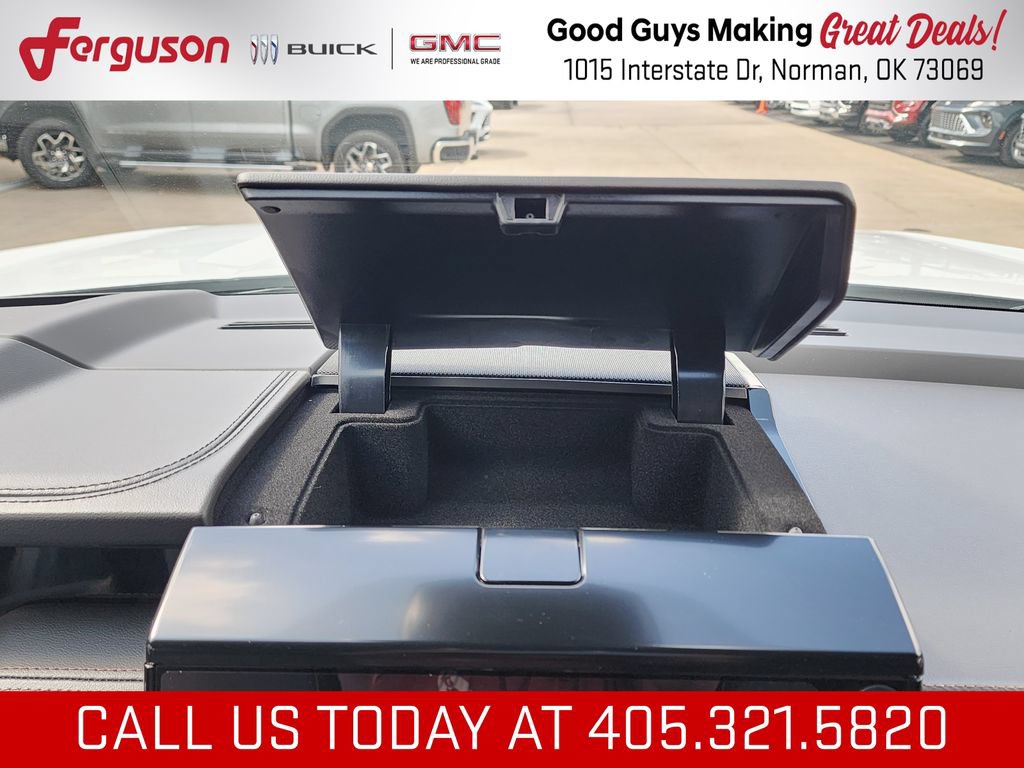 New 2026 GMC Yukon XL AT4 w/ AT4 Premium Plus Package AWD/4WD image 32