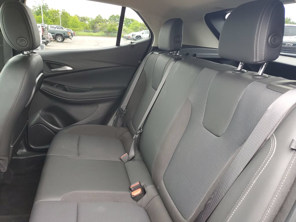 Used 2022 Buick Encore GX Preferred w/ Cold Weather Comfort Package AWD/4WD image 27