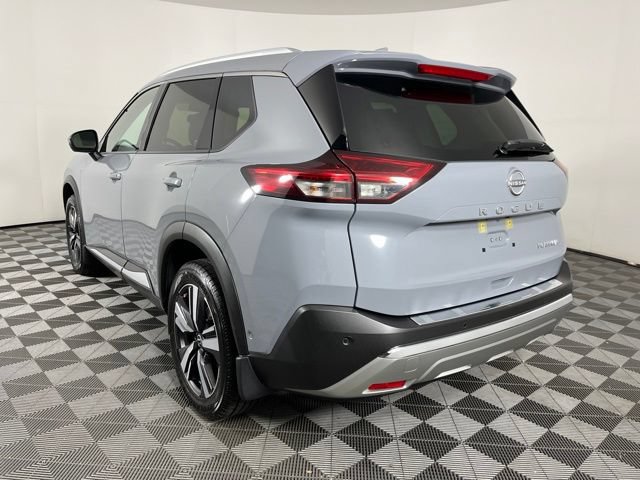 Used 2023 Nissan Rogue Platinum w/ Platinum Premium Package FWD image 8