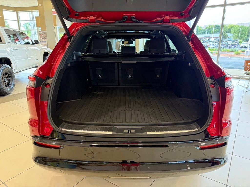 New 2026 Toyota Crown Signia AWD/4WD image 11