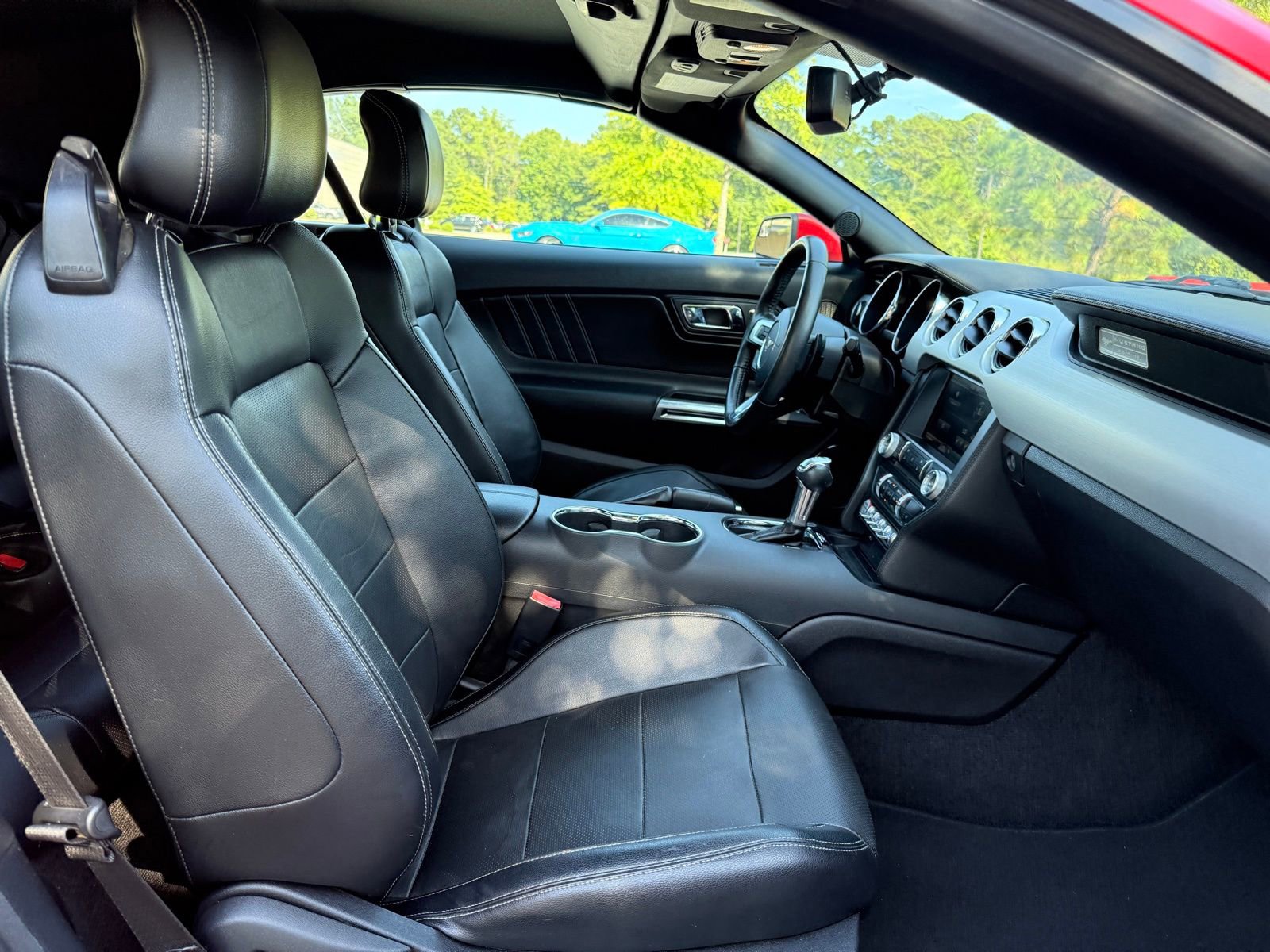 Used 2015 Ford Mustang GT Premium image 33