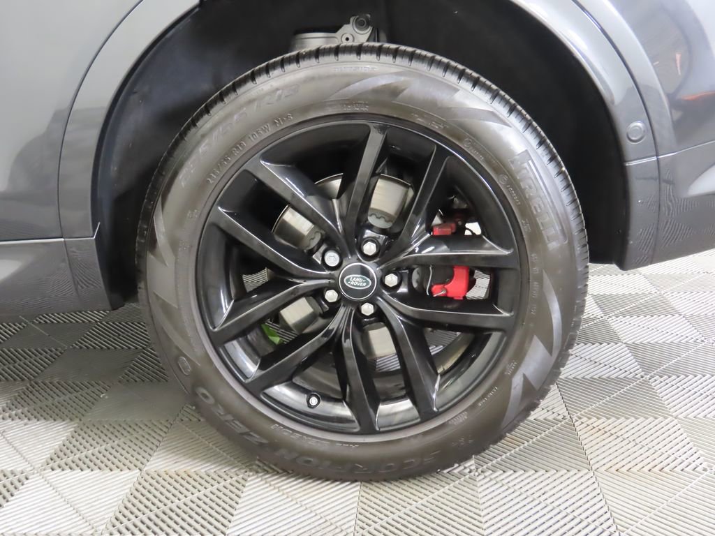Used 2025 Land Rover Discovery Sport S image 33