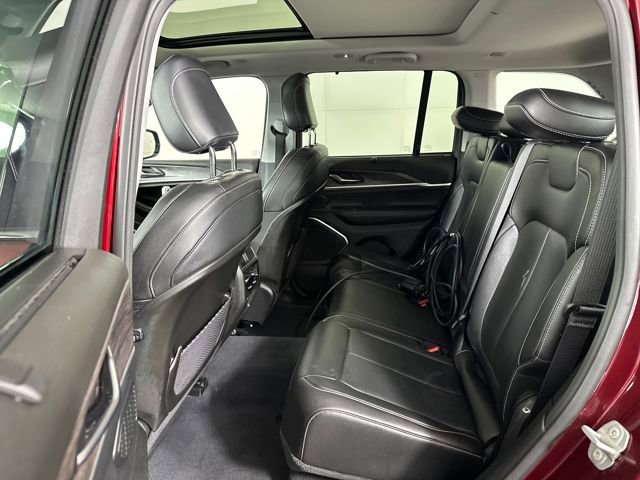 Used 2023 Jeep Grand Cherokee 4WD 4xe w/ Luxury Tech Group II image 24