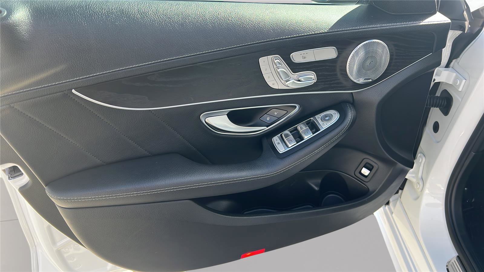 Used 2015 Mercedes-Benz C 300 Sport image 20