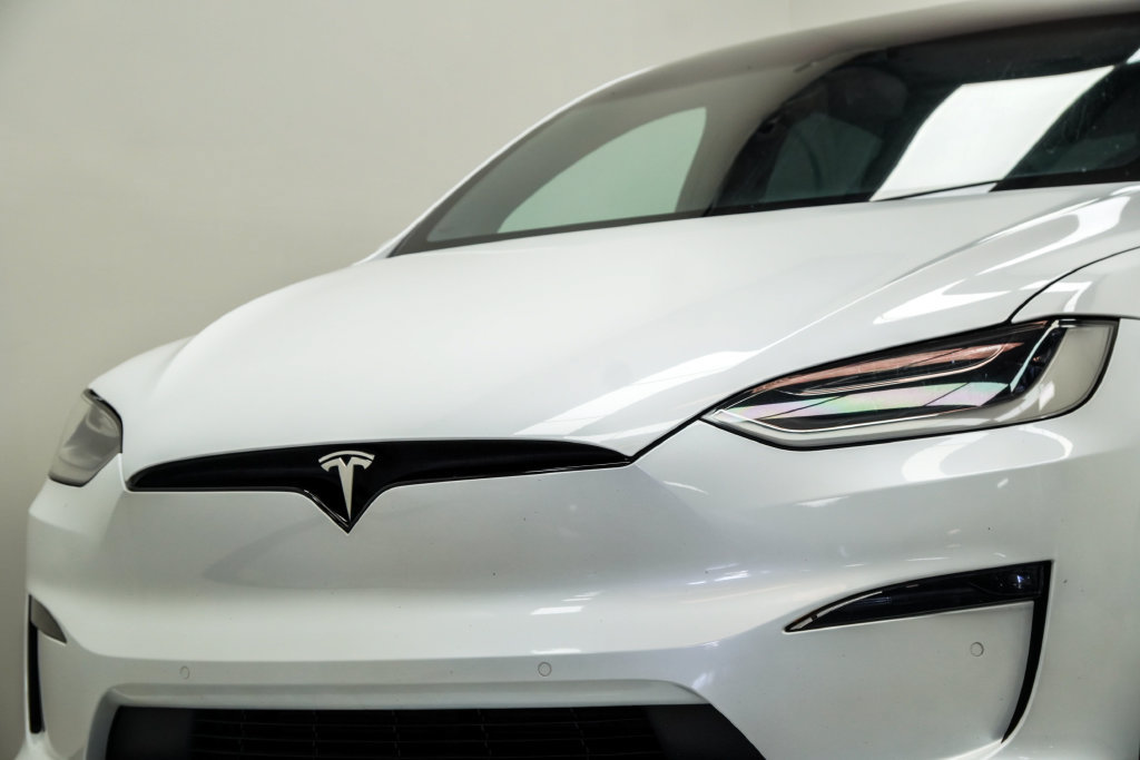 Used 2023 Tesla Model X AWD/4WD image 2