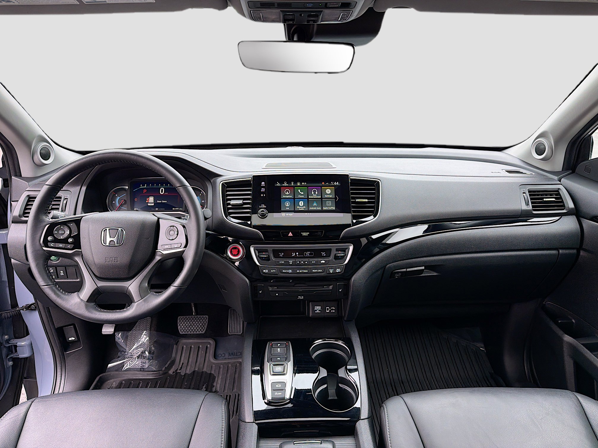 Used 2022 Honda Pilot Touring image 3
