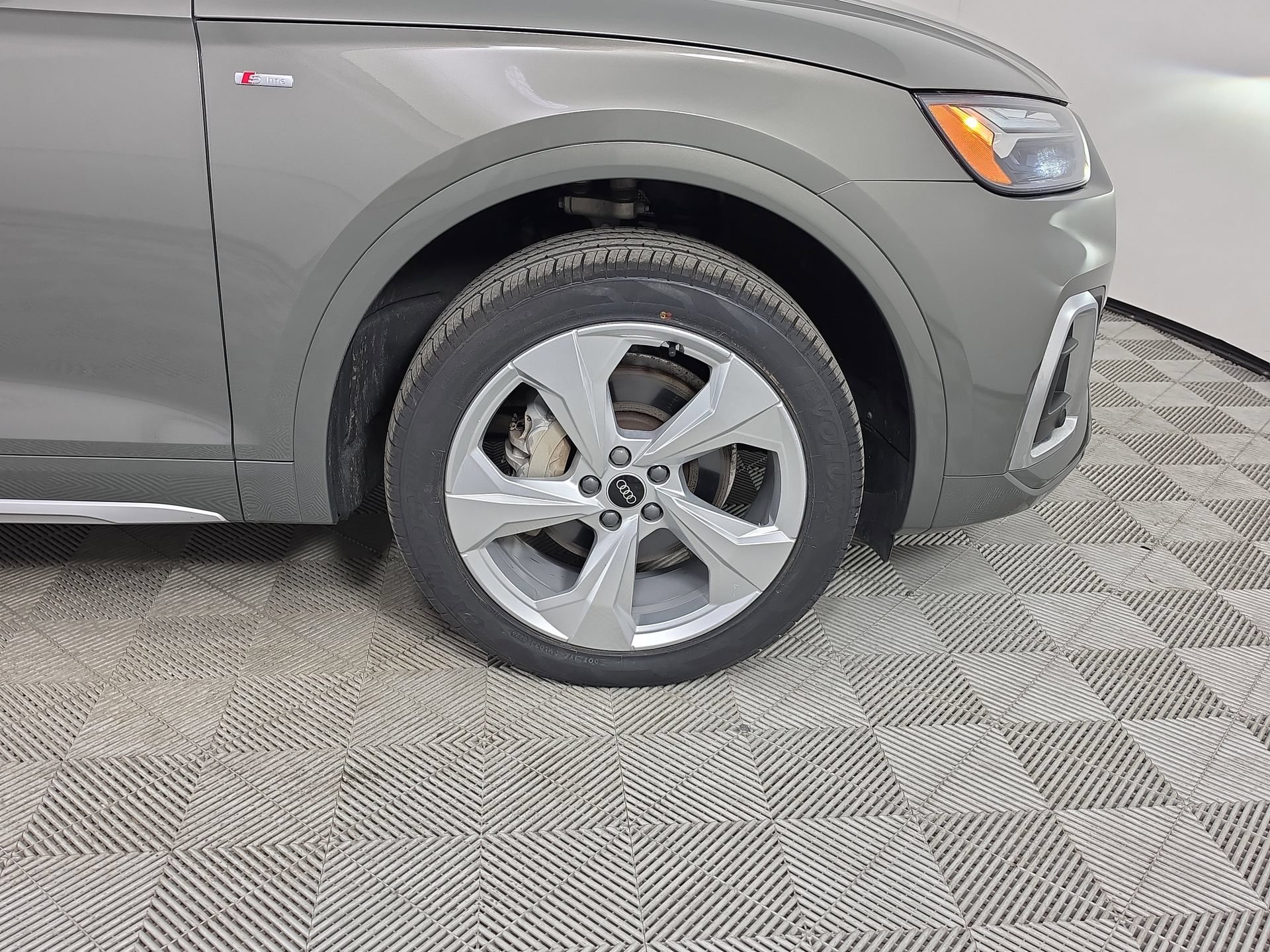 Certified 2023 Audi Q5 2.0T Premium Plus AWD/4WD image 10