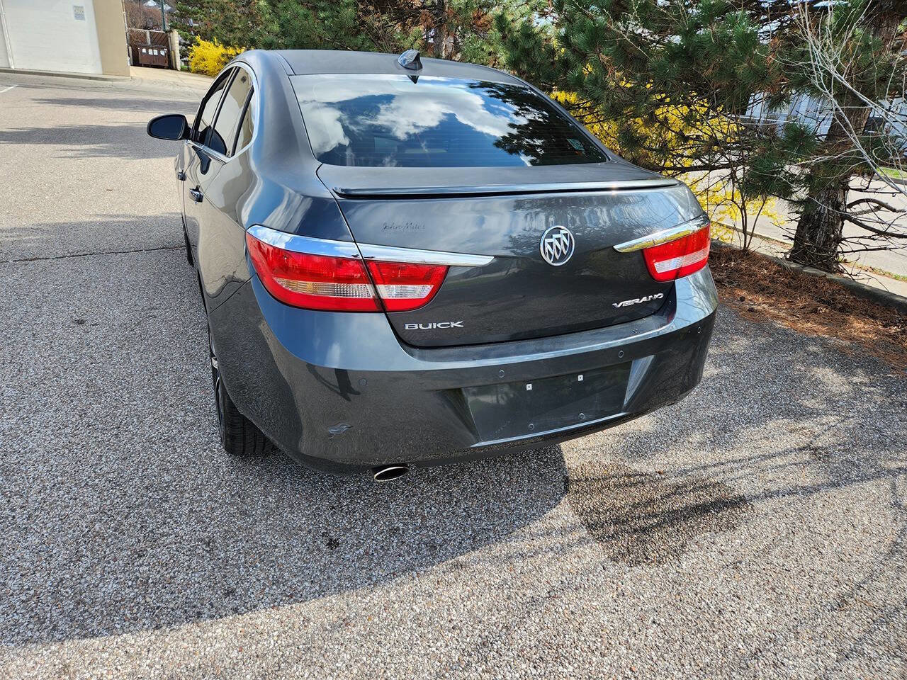 Used 2017 Buick Verano Sport Touring FWD image 5