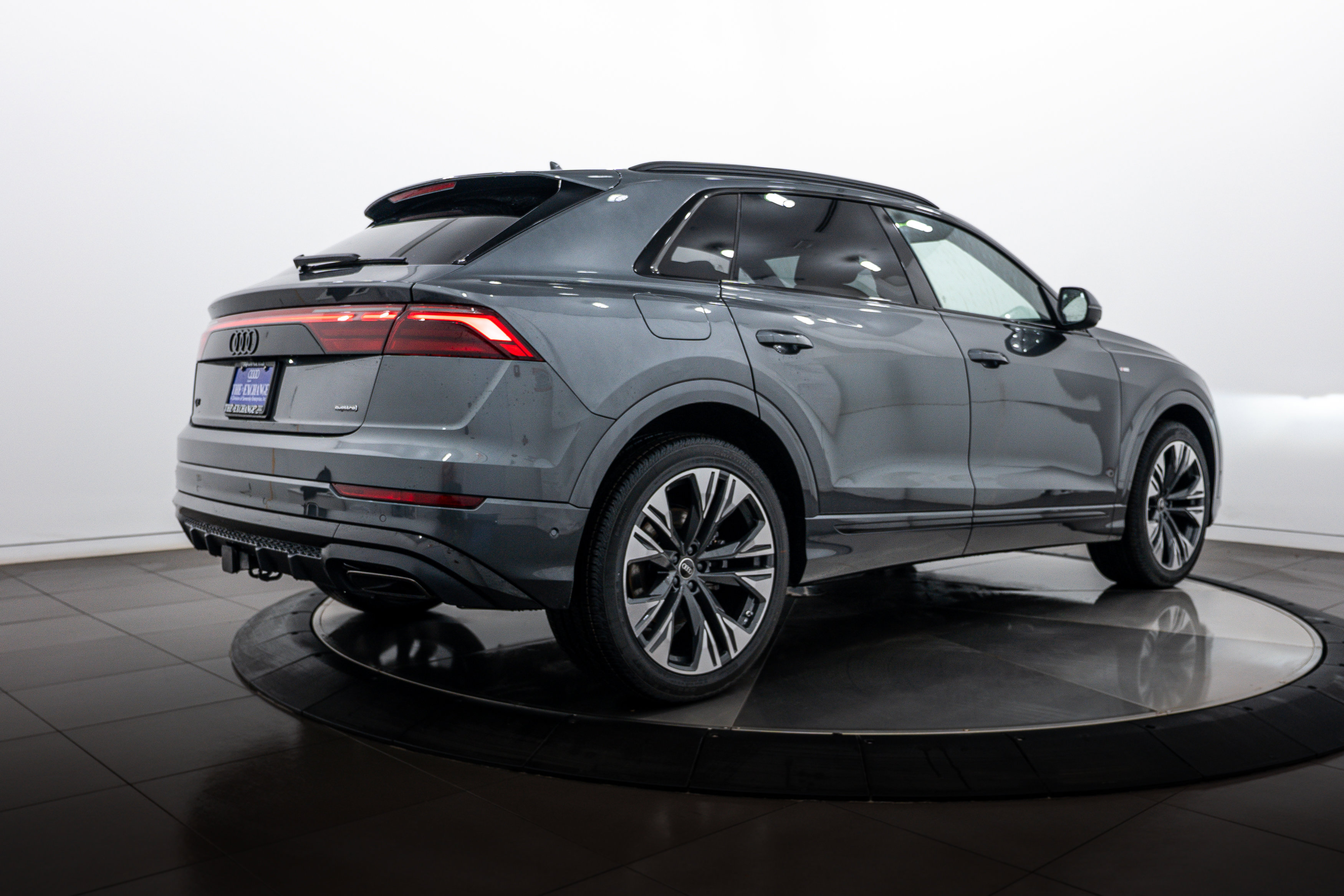 New 2026 Audi Q8 Premium Plus AWD/4WD image 4