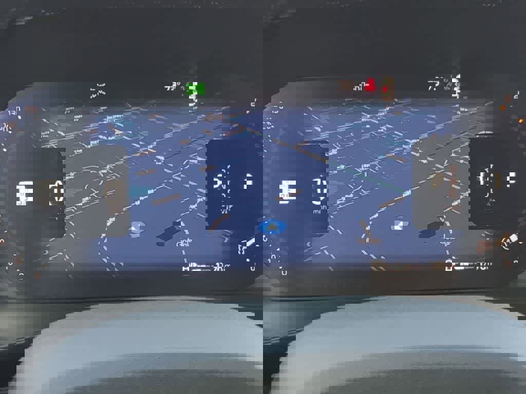 Used 2026 Volvo XC40 B5 Plus w/ Protection Package Premier image 31