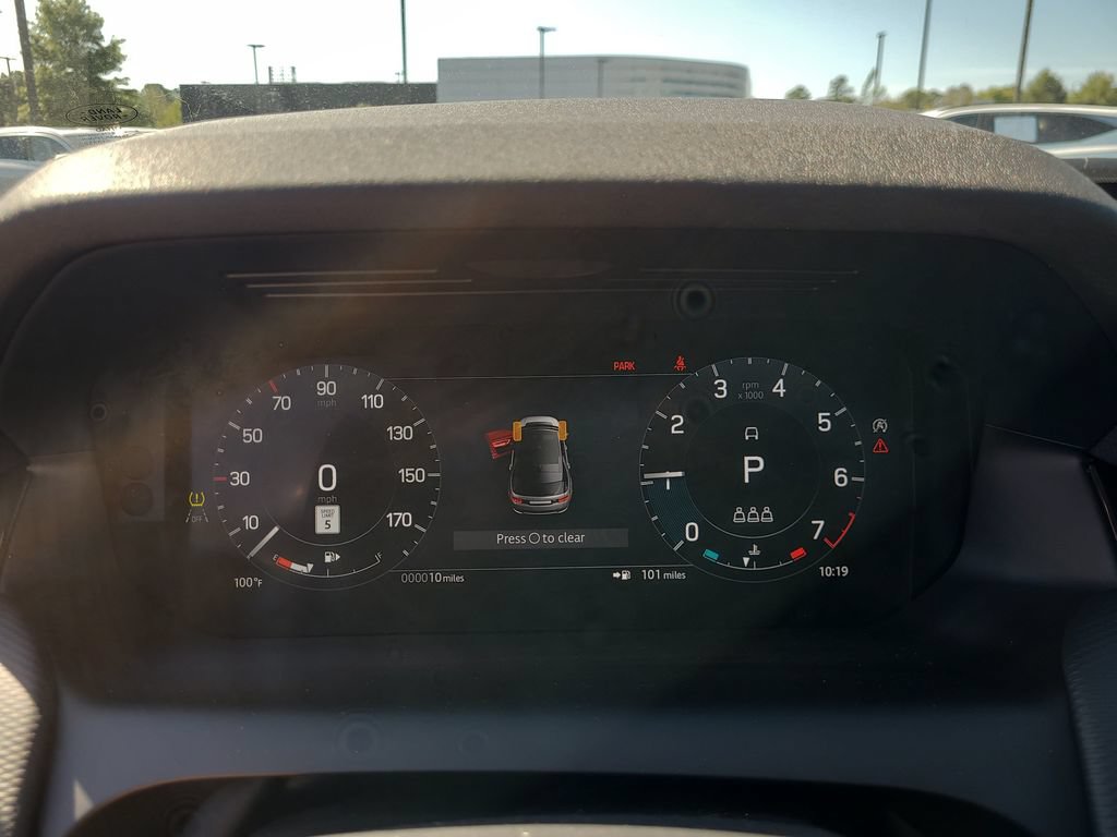 New 2026 Land Rover Discovery Sport Landmark AWD/4WD image 26