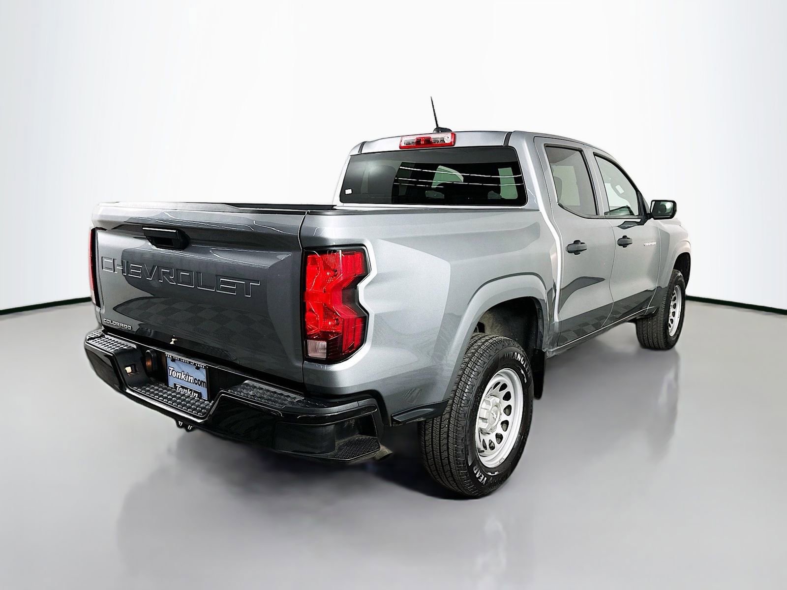 Used 2023 Chevrolet Colorado W/T image 8