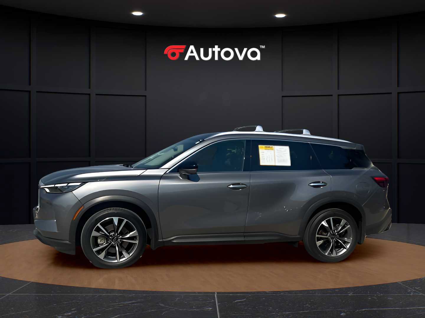 Used 2023 INFINITI QX60 Luxe w/ Cargo Package AWD/4WD image 2