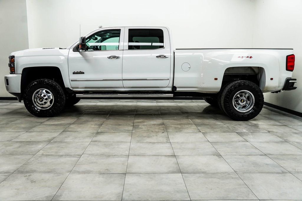 Used 2019 Chevrolet Silverado 3500 High Country w/ Duramax Plus Package image 6