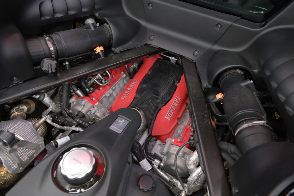 Used 2021 Ferrari SF90 Stradale AWD/4WD image 50