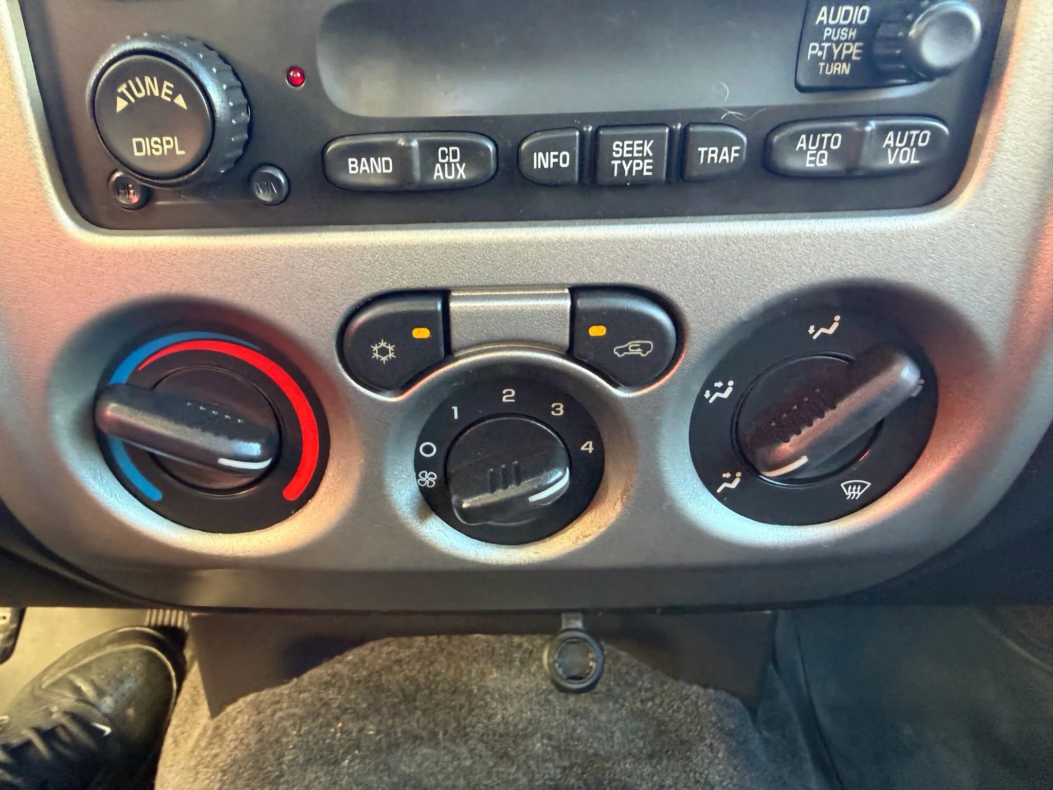 Used 2007 Chevrolet Colorado LT w/ LT Preferred Equipment Group image 18