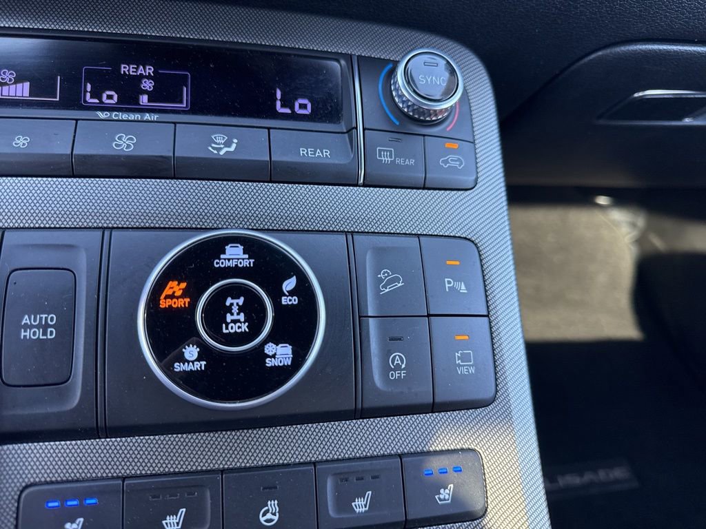 Used 2020 Hyundai Palisade Limited image 26