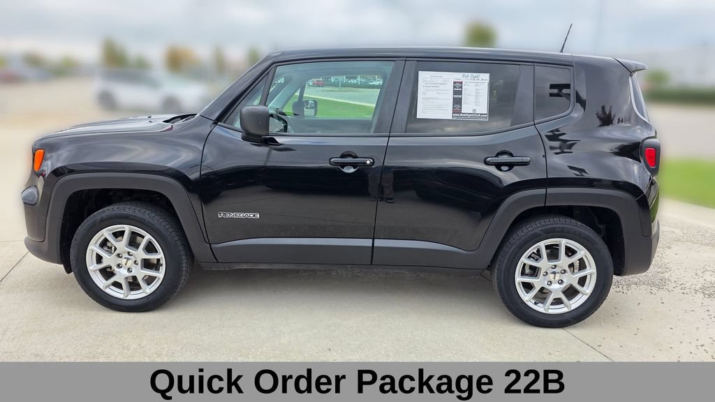 Used 2023 Jeep Renegade Latitude AWD/4WD video 2