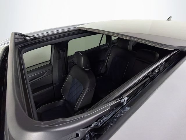 New 2026 Volkswagen Atlas Cross Sport SEL Premium R-Line AWD/4WD image 14