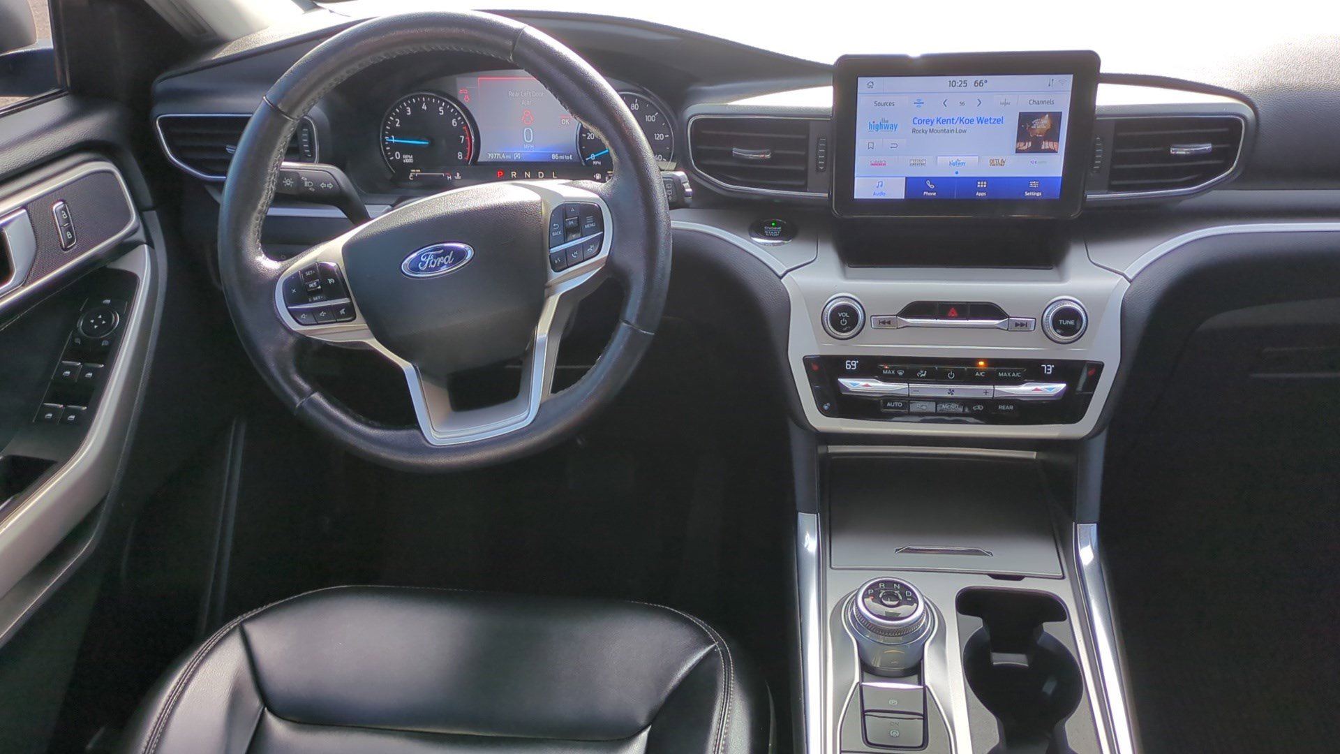 Used 2021 Ford Explorer XLT w/ Equipment Group 202A image 27