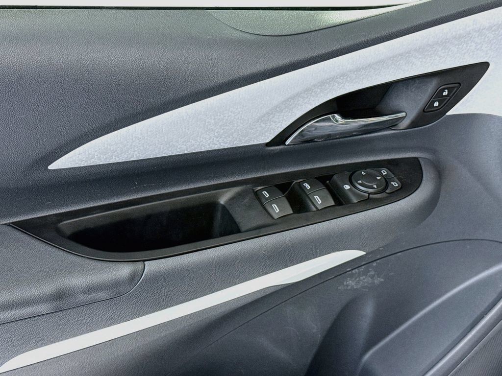 Used 2019 Chevrolet Bolt LT FWD image 23