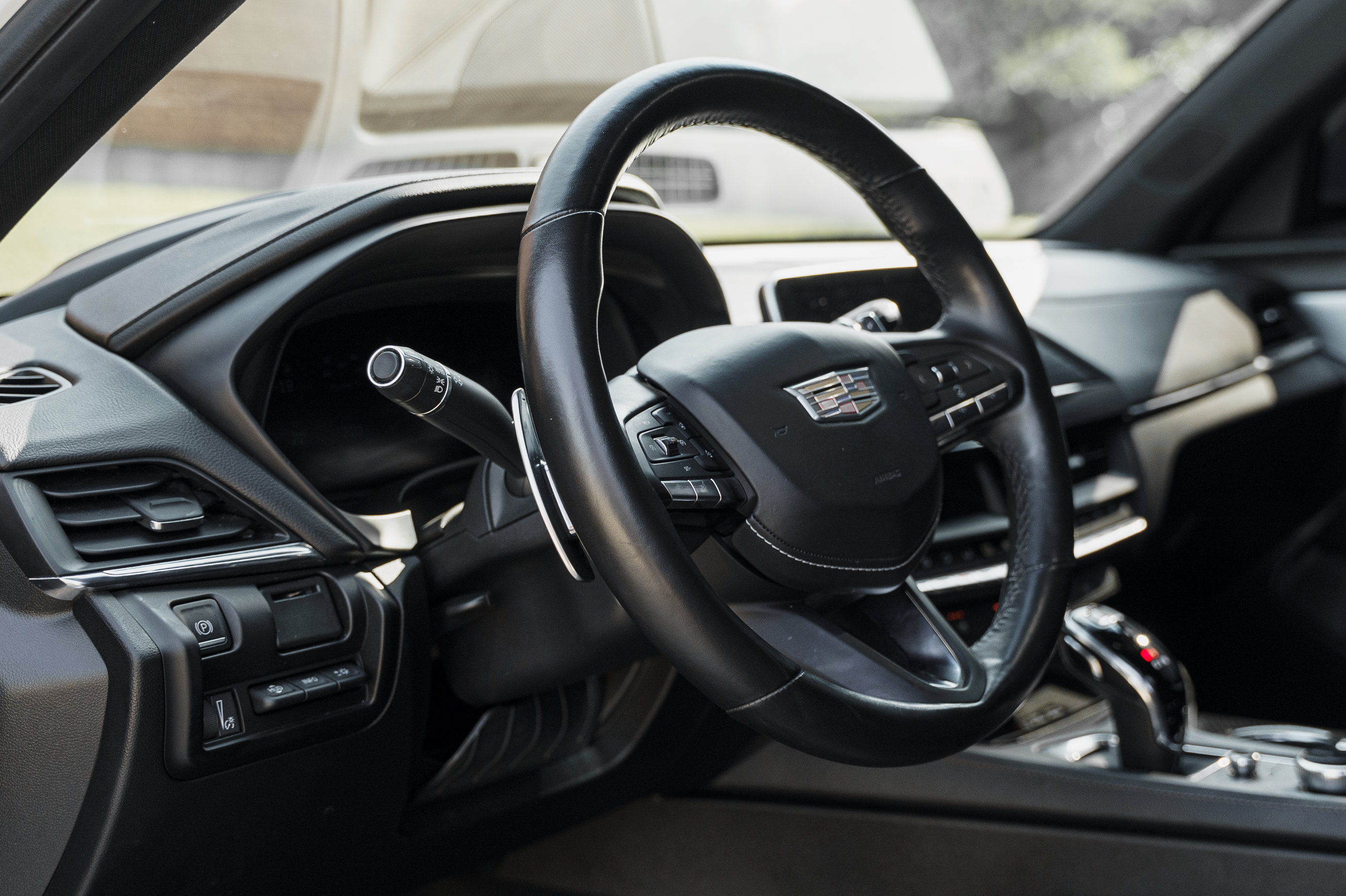 Used 2022 Cadillac CT4 V w/ Navigation Package AWD/4WD image 9