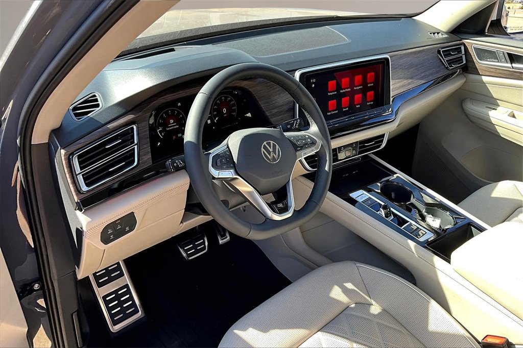 New 2026 Volkswagen Atlas SEL Premium R-Line image 7
