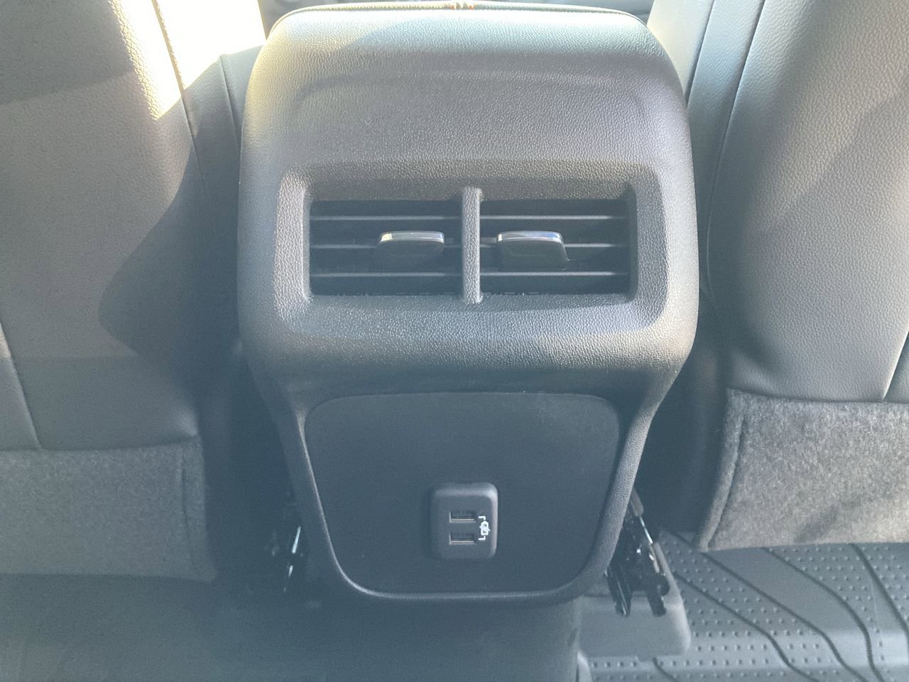 Used 2022 Chevrolet Equinox RS w/ LPO, Floor Liner Package AWD/4WD image 19