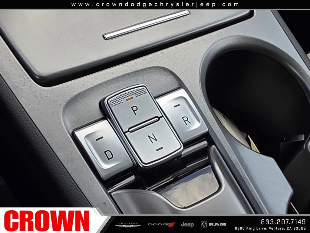 Used 2023 Hyundai Kona SE FWD image 28