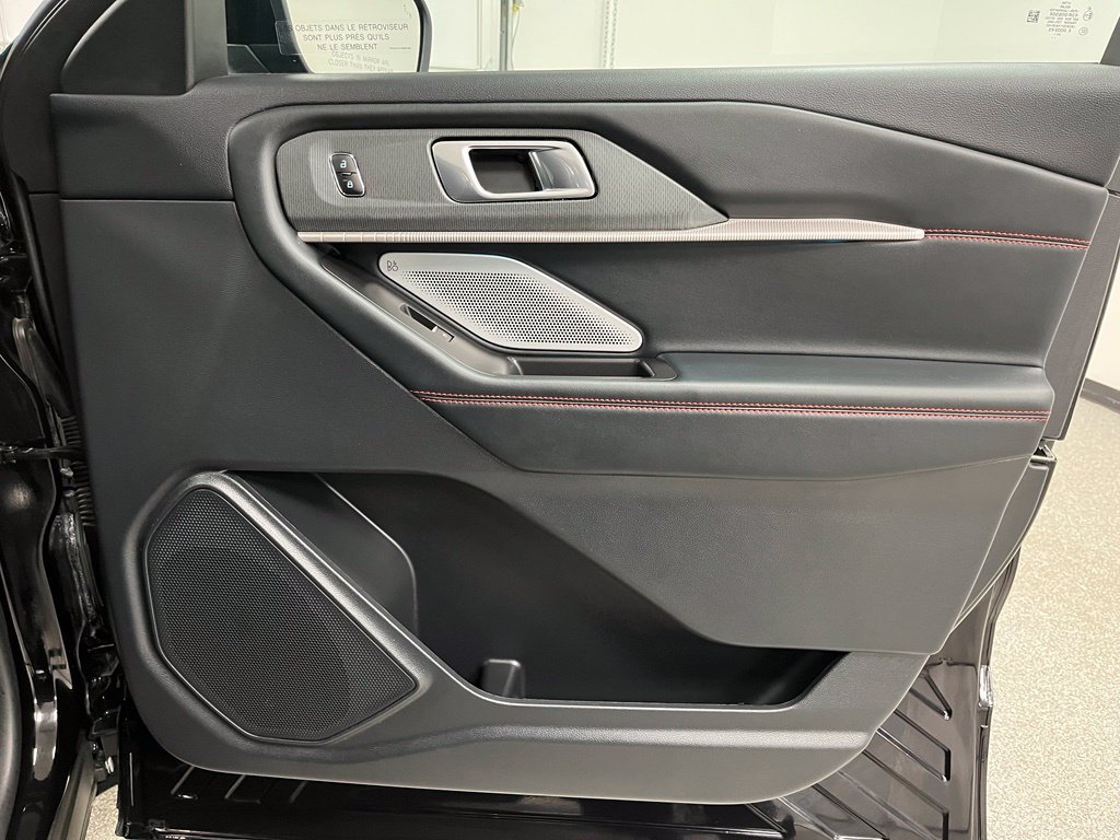 Used 2025 Ford Explorer ST AWD/4WD image 57