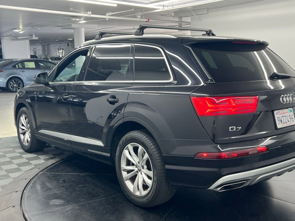 Used 2019 Audi Q7 2.0T Premium image 3
