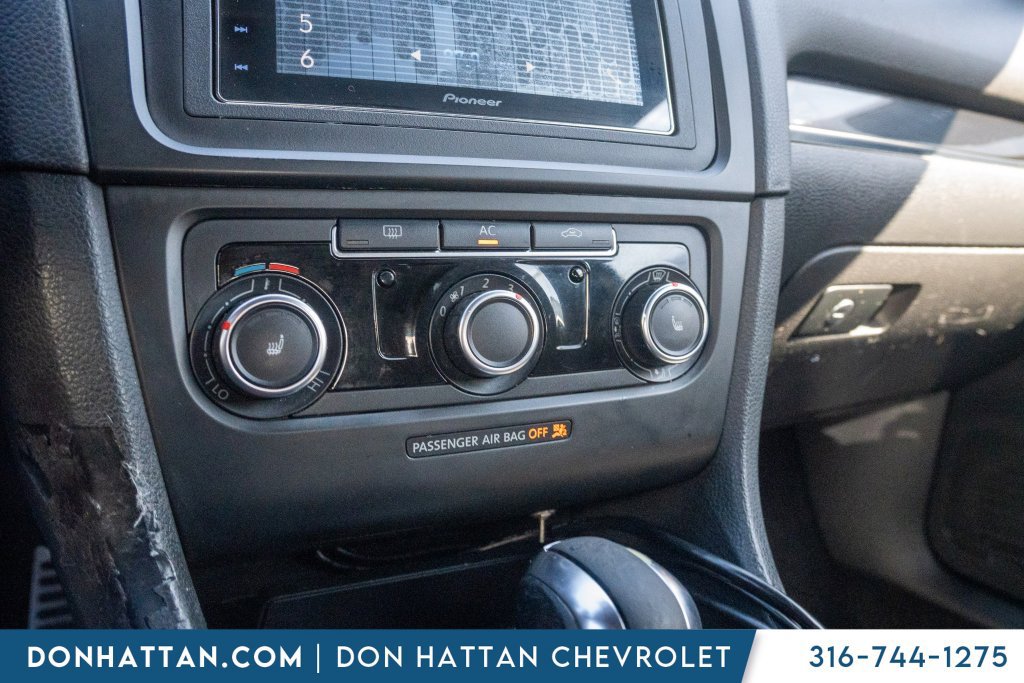 Used 2011 Volkswagen GTI 2-Door FWD image 8