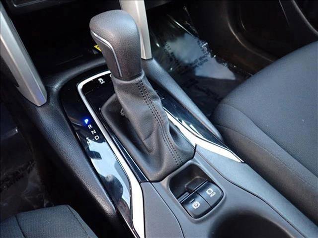 Used 2023 Toyota Corolla Cross LE w/ Moonroof Package image 18