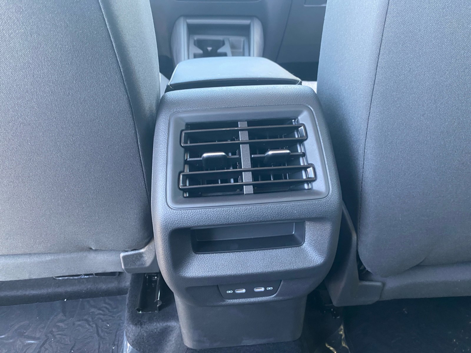 New 2025 Volkswagen Tiguan S image 30