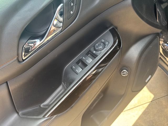 Certified 2023 GMC Acadia AT4 image 18