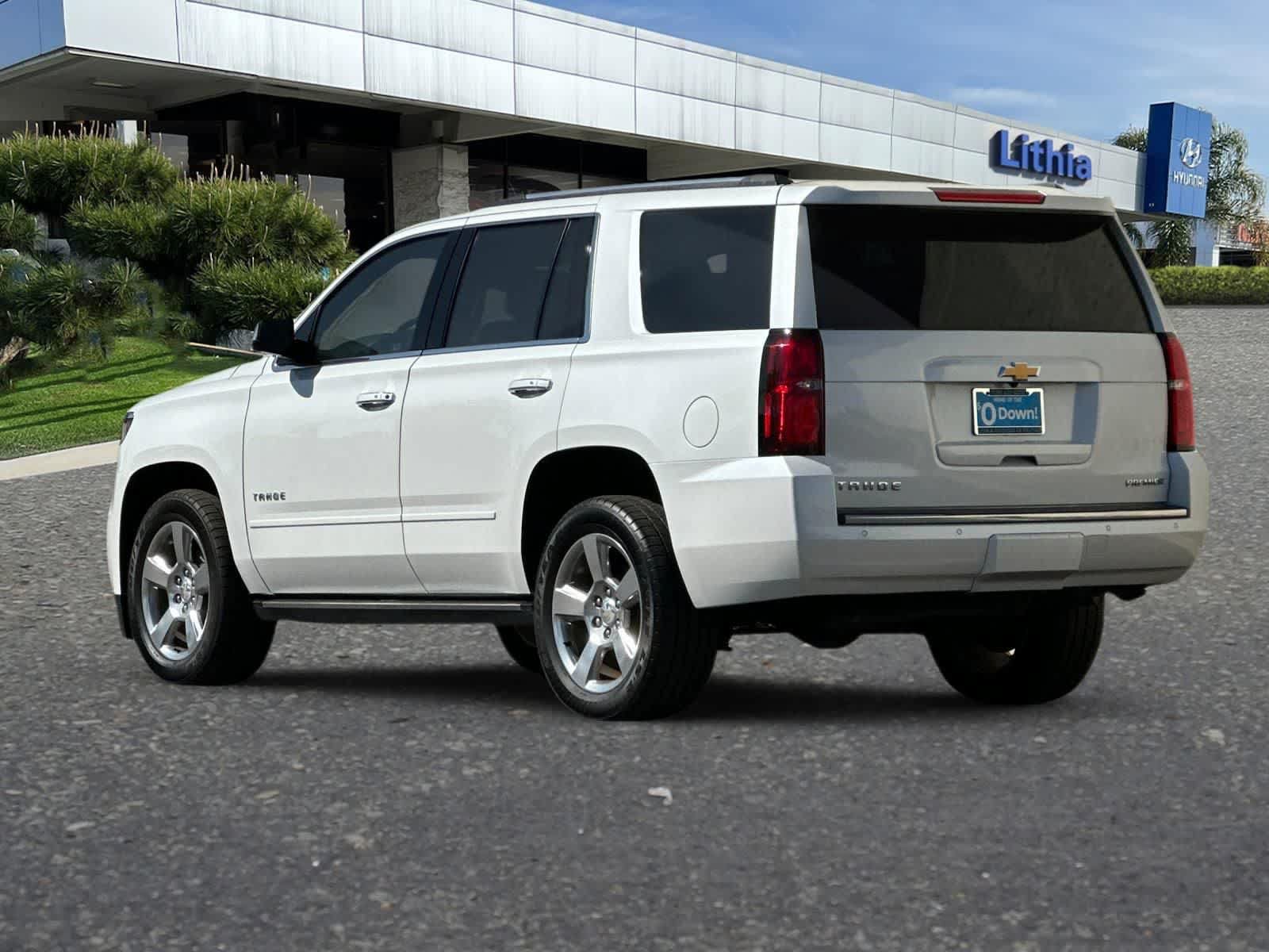 Used 2020 Chevrolet Tahoe Premier w/ Premier 6.2L Value Package AWD/4WD image 7