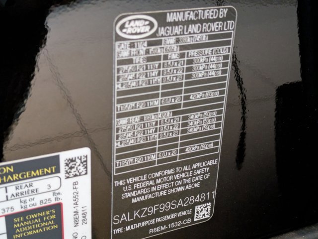 Used 2025 Land Rover Range Rover SV image 26