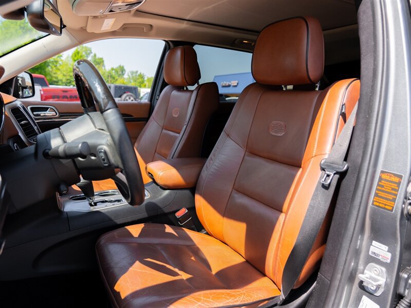Used 2012 Jeep Grand Cherokee Overland Summit AWD/4WD image 17