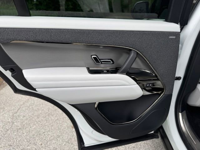 Certified 2025 Land Rover Range Rover Sport SE AWD/4WD image 12