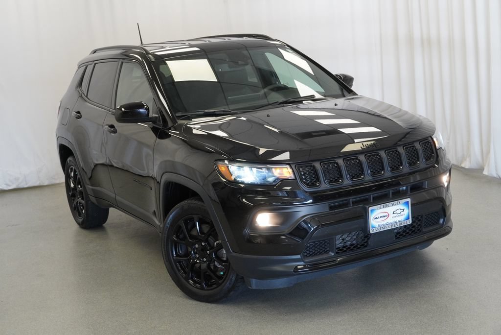 Used 2023 Jeep Compass Latitude w/ Convenience Group AWD/4WD image 35