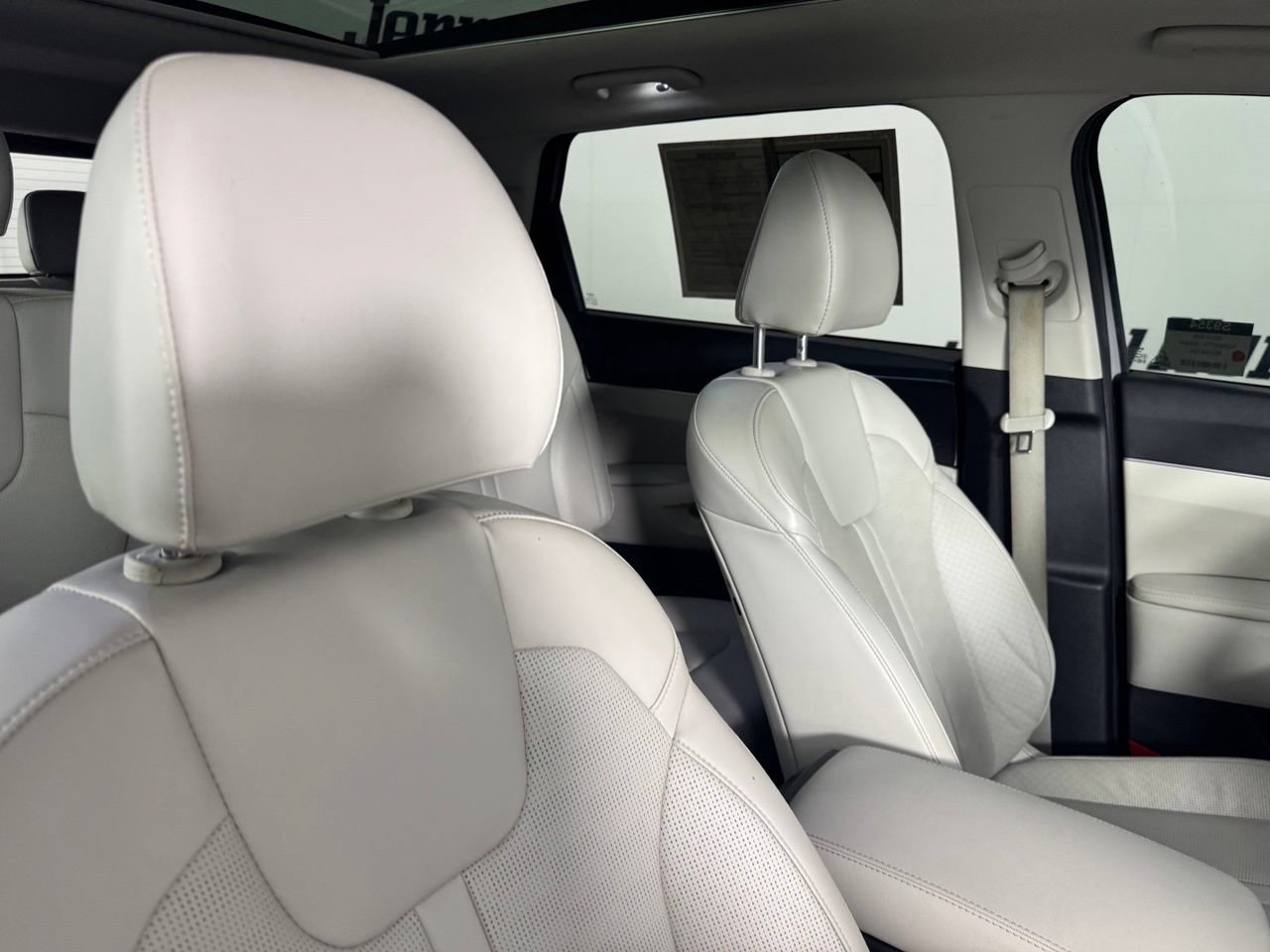 Used 2024 Kia Sorento EX w/ Panoramic Sunroof Package FWD image 37