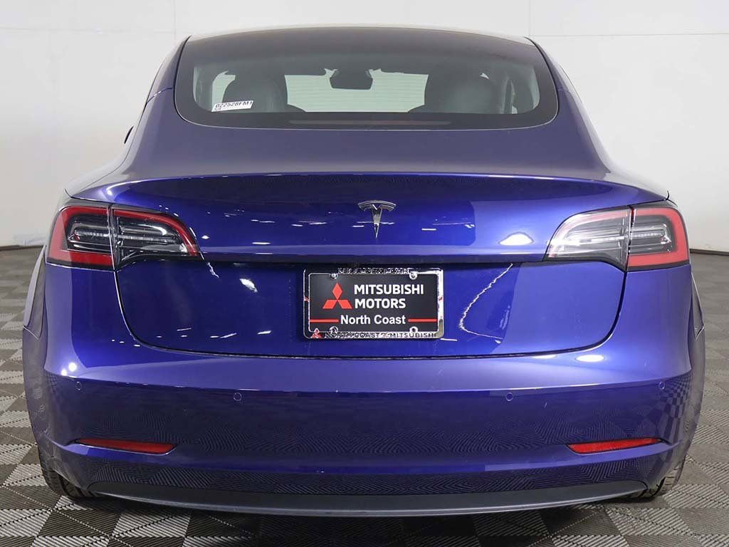 Used 2021 Tesla Model 3 Standard Range Plus image 14