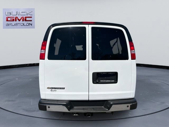 Used 2024 Chevrolet Express 3500 LS w/ Chrome Appearance Package RWD image 10