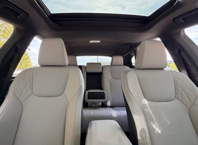 New 2026 Lexus RX 350 Premium w/ Accessory Package (2T) AWD/4WD image 17