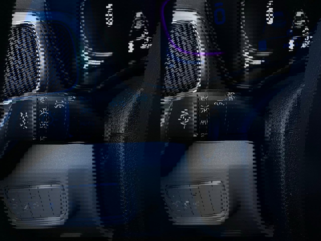 Used 2025 Kia Soul LX w/ LX Technology Package image 33