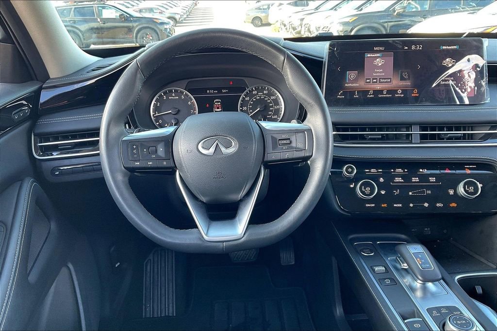 Used 2025 INFINITI QX60 Pure image 5