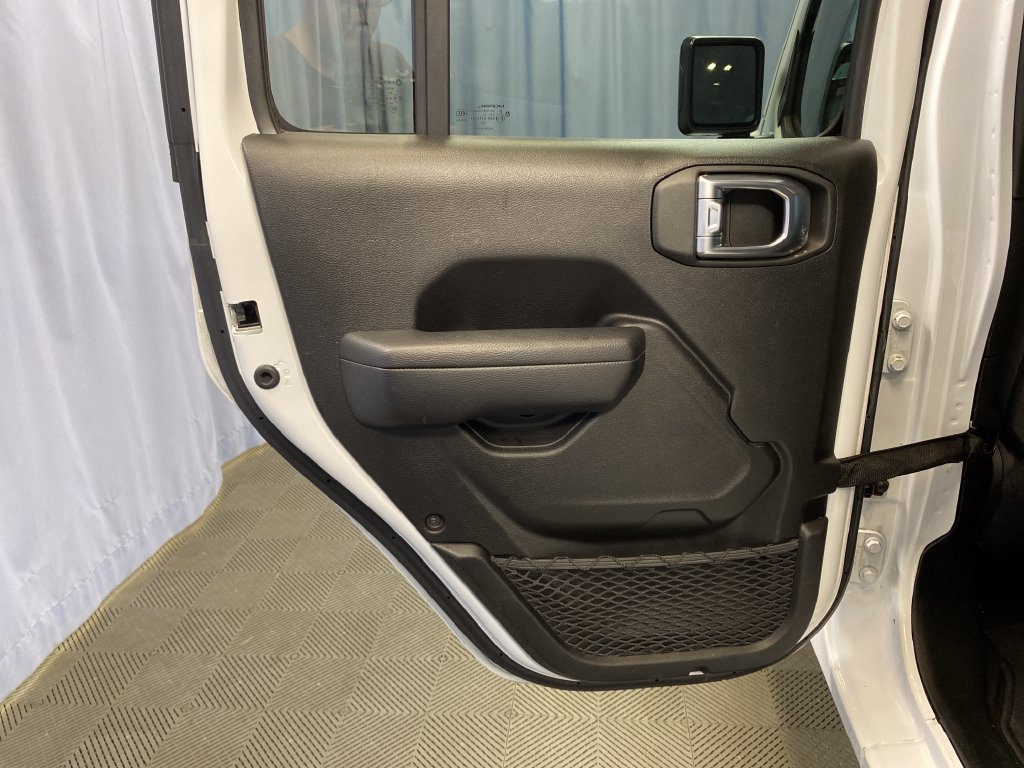 Used 2024 Jeep Wrangler Unlimited w/ Convenience Group AWD/4WD image 24