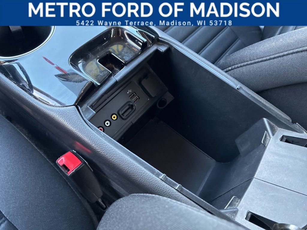 Used 2013 Ford Fusion SE image 16