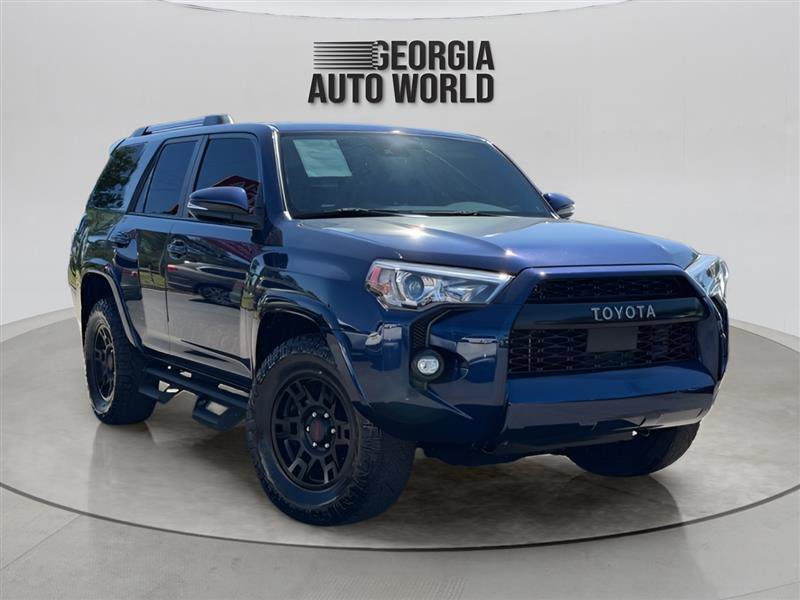 Used 2021 Toyota 4Runner SR5 Premium w/ Moonroof Package RWD image 2